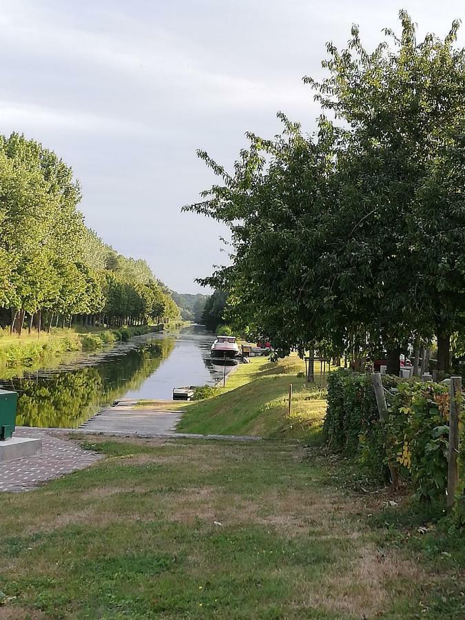 La maison de la Vallée Villa Froissy  Esterno foto